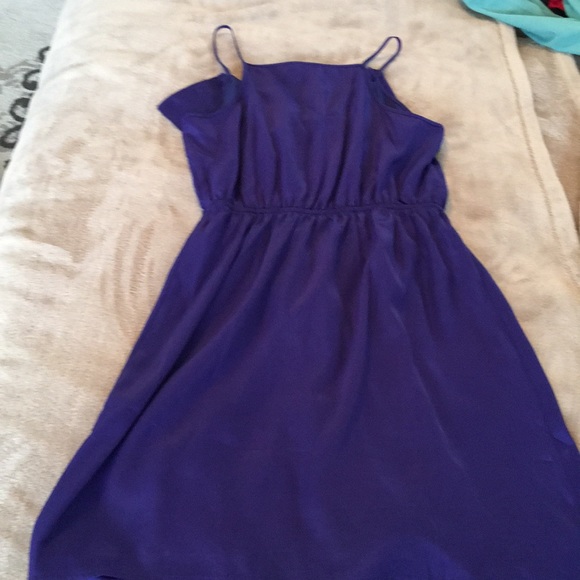 Purple cocktail dress medium - Picture 3 of 3